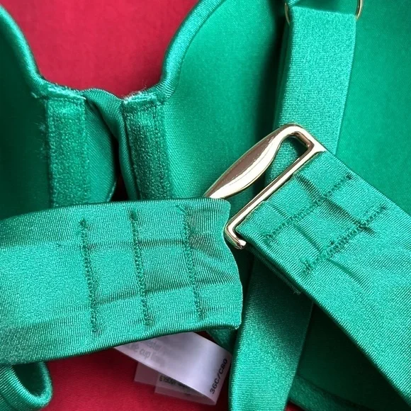 Victoria’s Secret Swim Shine Strap Green Sexy Push Up Bikini Top Size 36C NWT - Picture 5 of 6